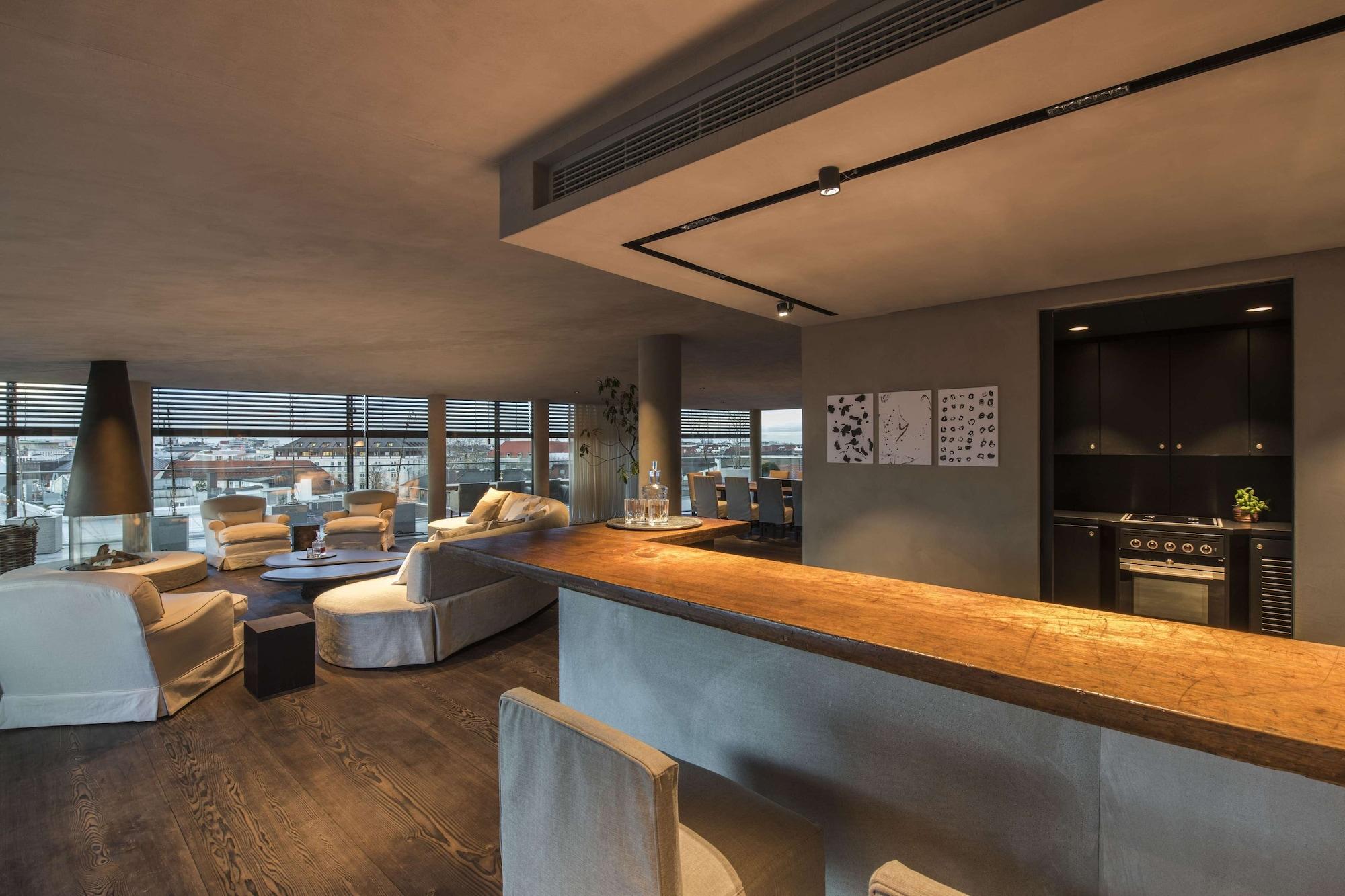 Hotel Bayerischer Hof München Kültér fotó The Sky Bar